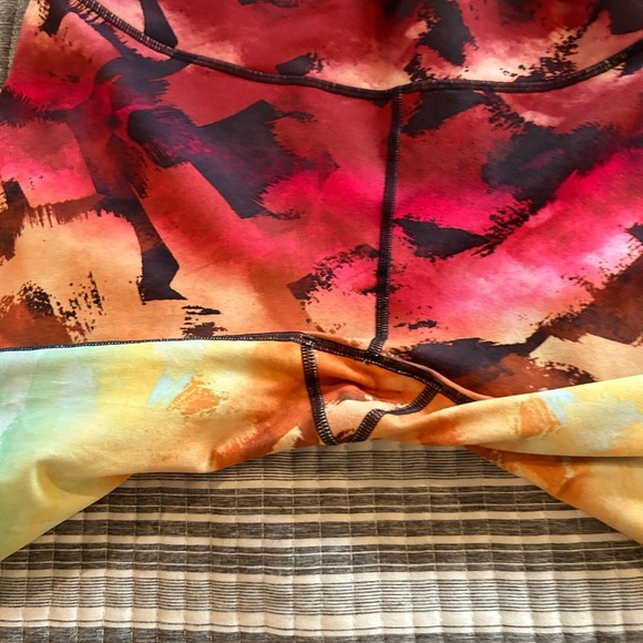 Fabletics colorful women’s Leggings small - Picture 3 of 7